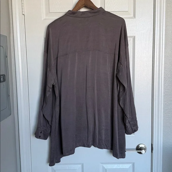 Eileen Fisher Women’s purple Long Sleeve Button Down Silk Blouse XL - Picture 9 of 12